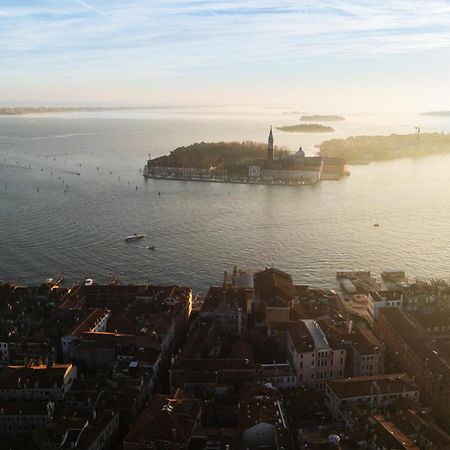 Santa Giustina Palace R&R Венеція Екстер'єр фото